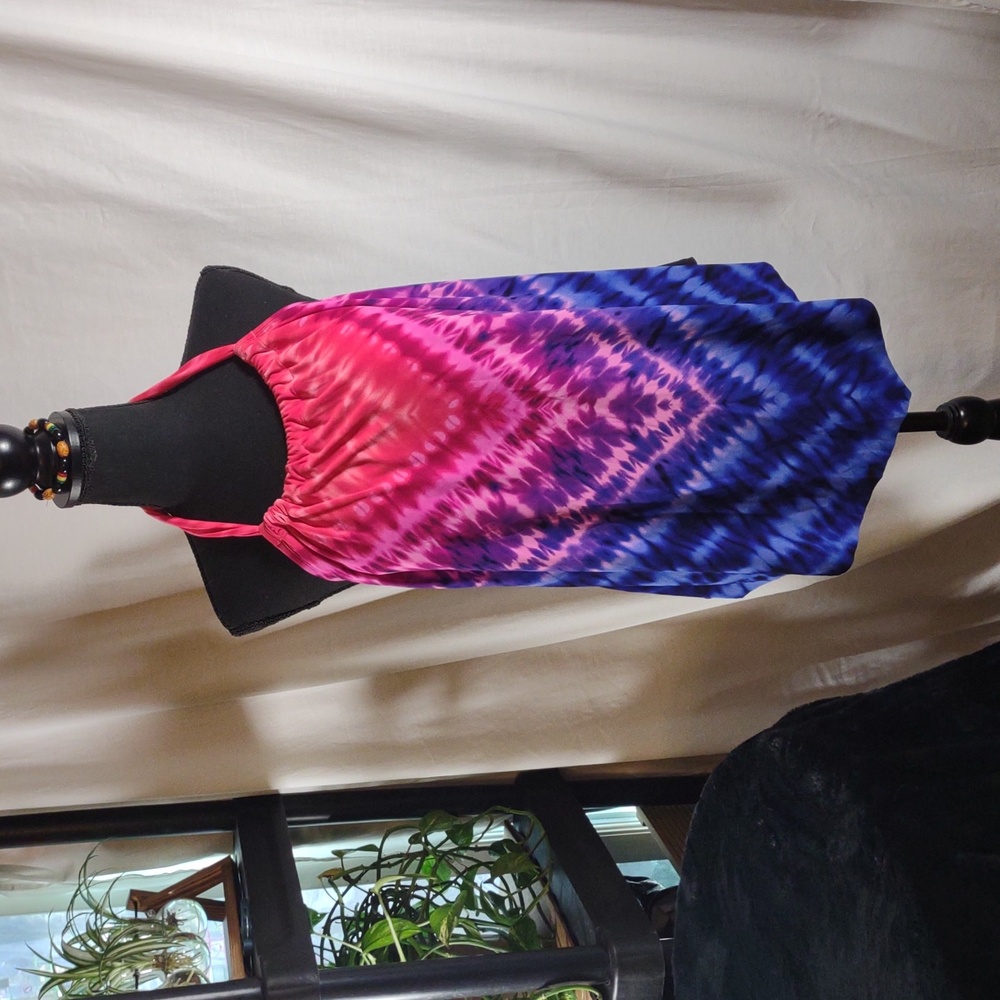 NWT Vibrant Pink and Blue Halter Tankini Swimsuit Top - Size L